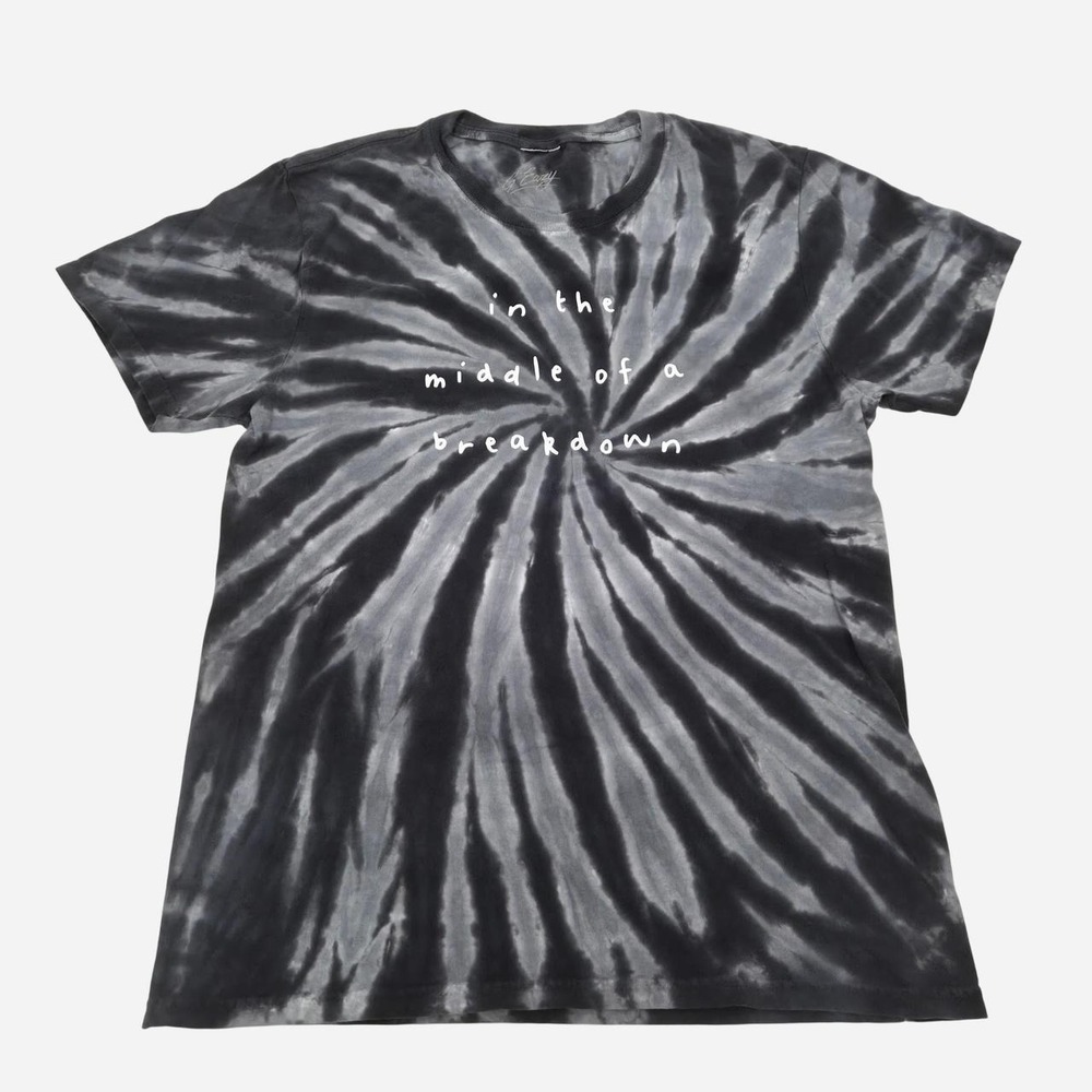 tie-dye graphic tee